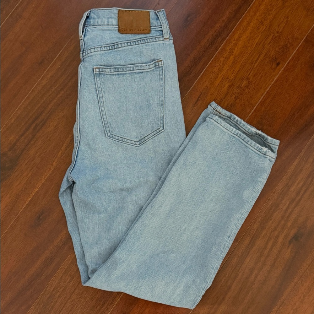 Denim Forum Arlo High Rise Straight Jeans – Light Wash, size 28 (long)